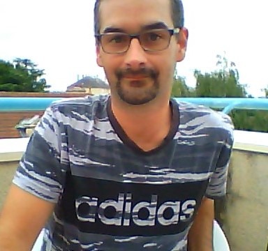 Profil de Massoud, 43 ans, TS Belgique à Montaigu-Zichem
