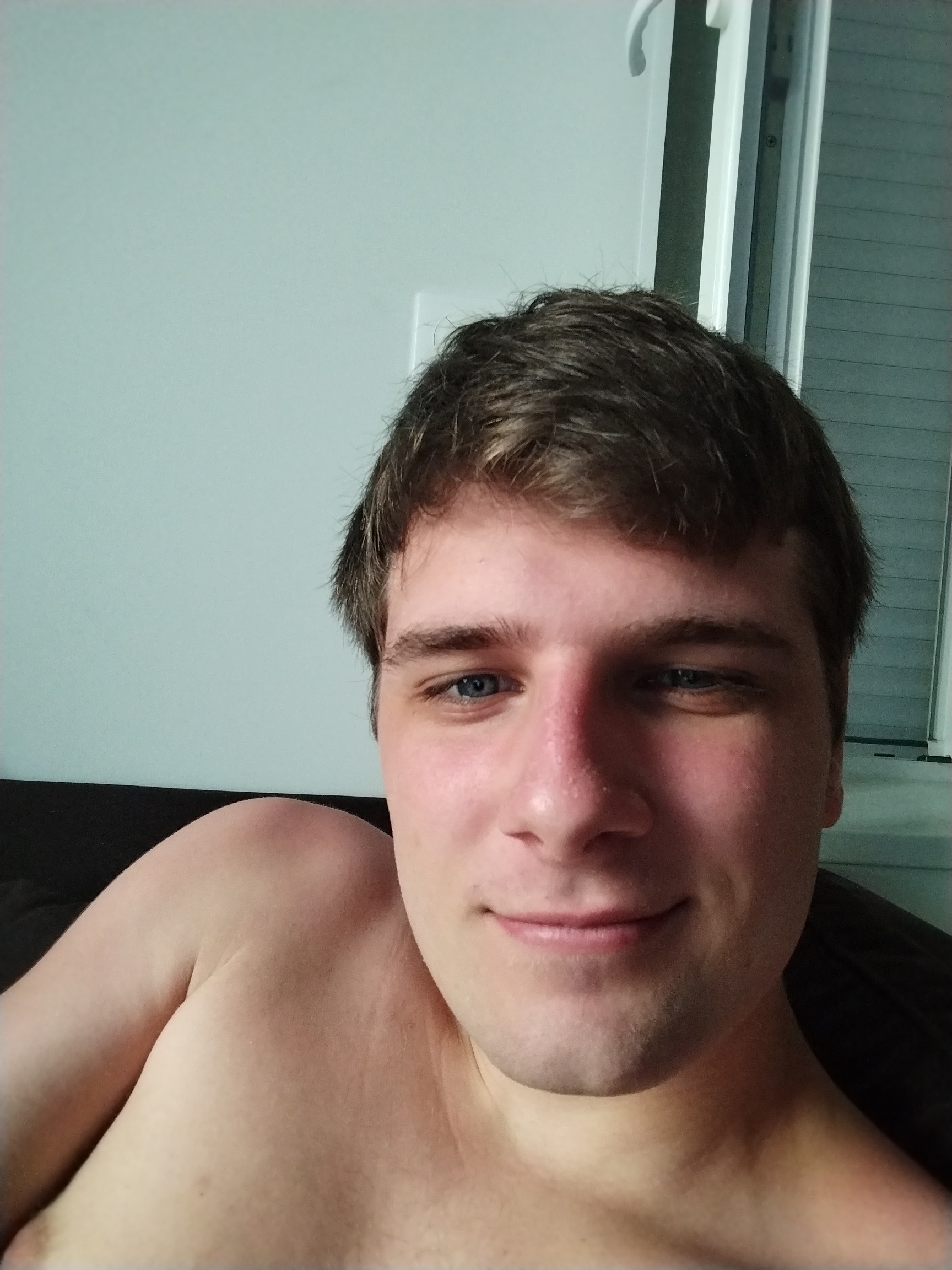 Profil de Nasr, 24 ans, TS Belgique à Héron