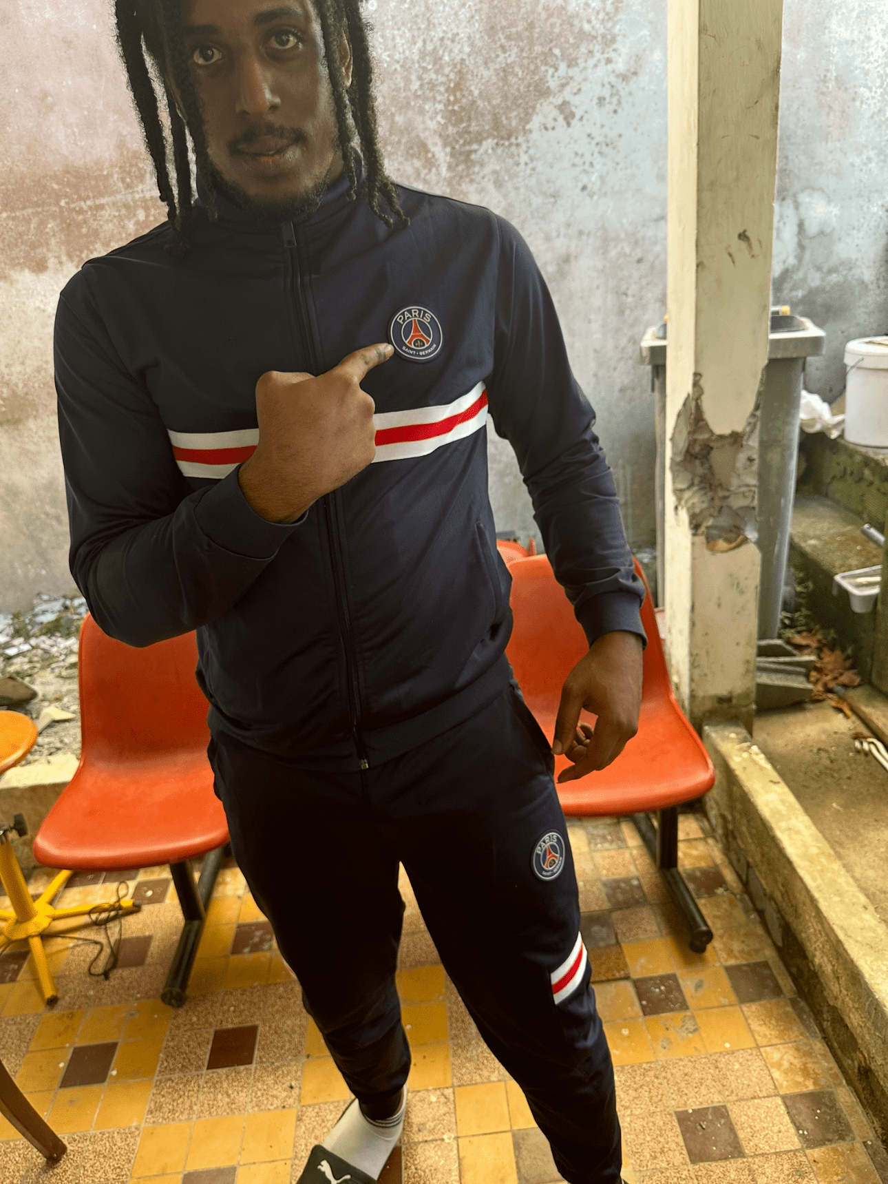 Profil de Akim, 31 ans, TS Belgique à Thuin