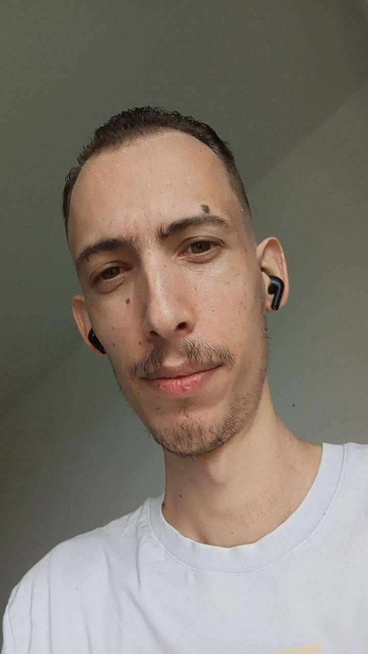 Profil de Mahi, 29 ans, TS Belgique à Froidchapelle
