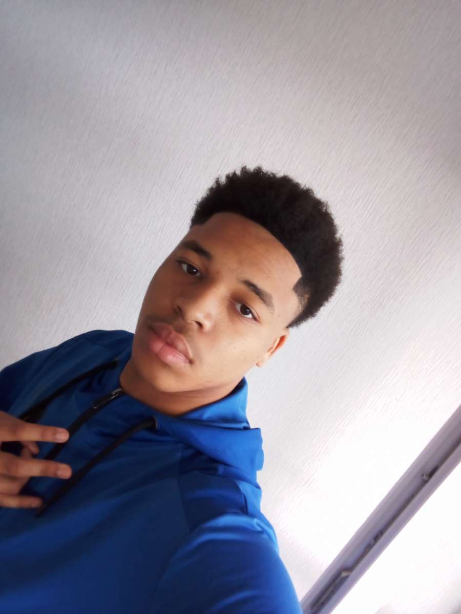 Profil de Allane, 20 ans, TS Belgique à Visé