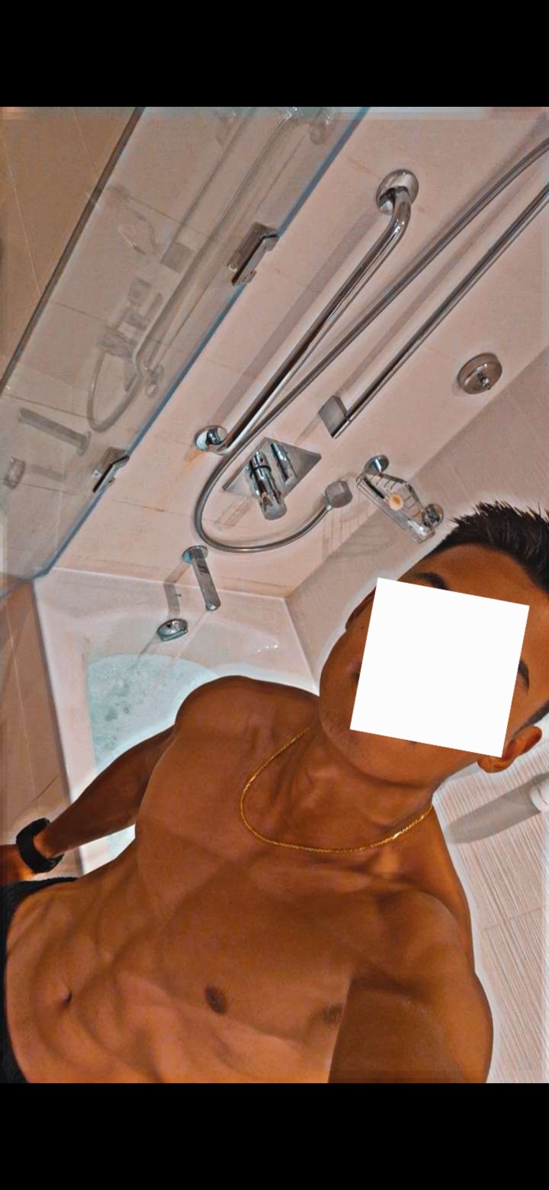 Profil de Atef, 22 ans, TS Belgique à Clavier