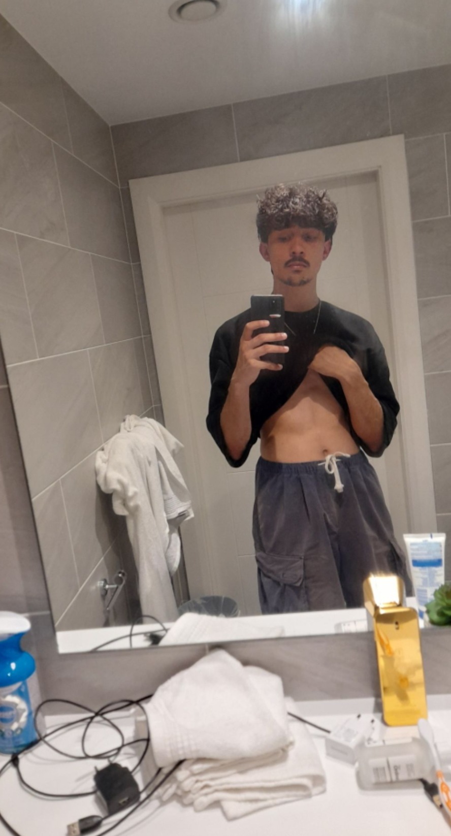 Profil de Lazar, 21 ans, TS Belgique à Grobbendonk